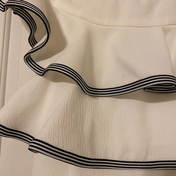 Black White Spring Dress With Ruffles and Exposed Zipper Size Small Fits 2 or 4 - Picture 6 of 6